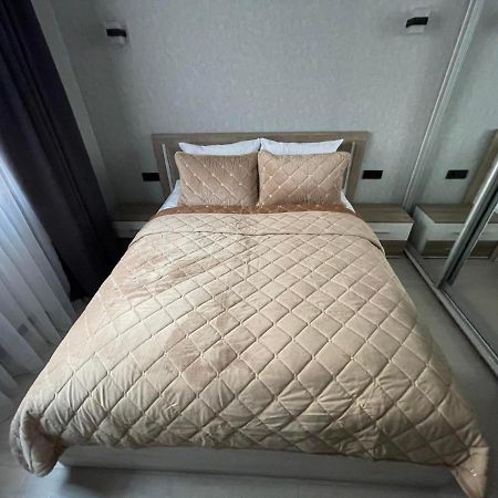 Vel Люкс Apartment Chernivtsi Ngoại thất bức ảnh