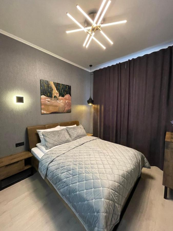 Vel Люкс Apartment Chernivtsi Ngoại thất bức ảnh