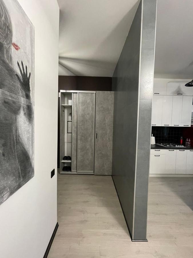 Vel Люкс Apartment Chernivtsi Ngoại thất bức ảnh