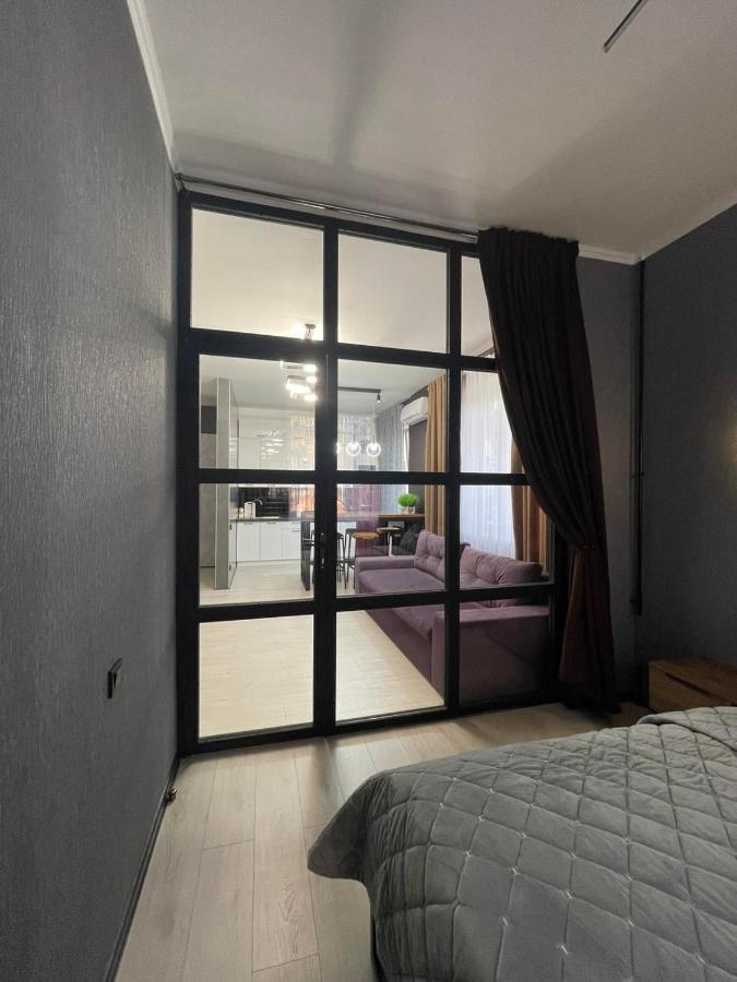 Vel Люкс Apartment Chernivtsi Ngoại thất bức ảnh