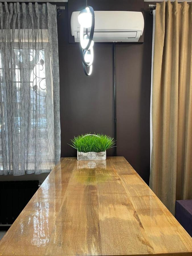 Vel Люкс Apartment Chernivtsi Ngoại thất bức ảnh